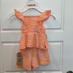 Levi's Two Piece Peach Floral Outfit